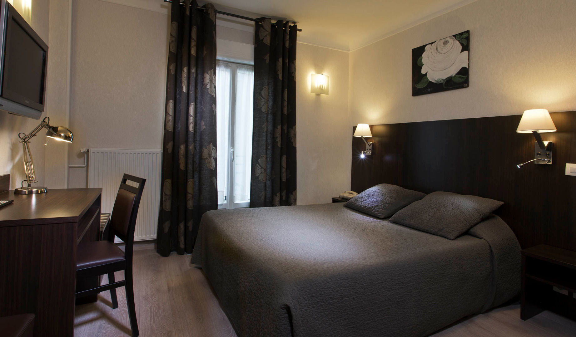 L'Ouest Hotel Paris Phòng bức ảnh
