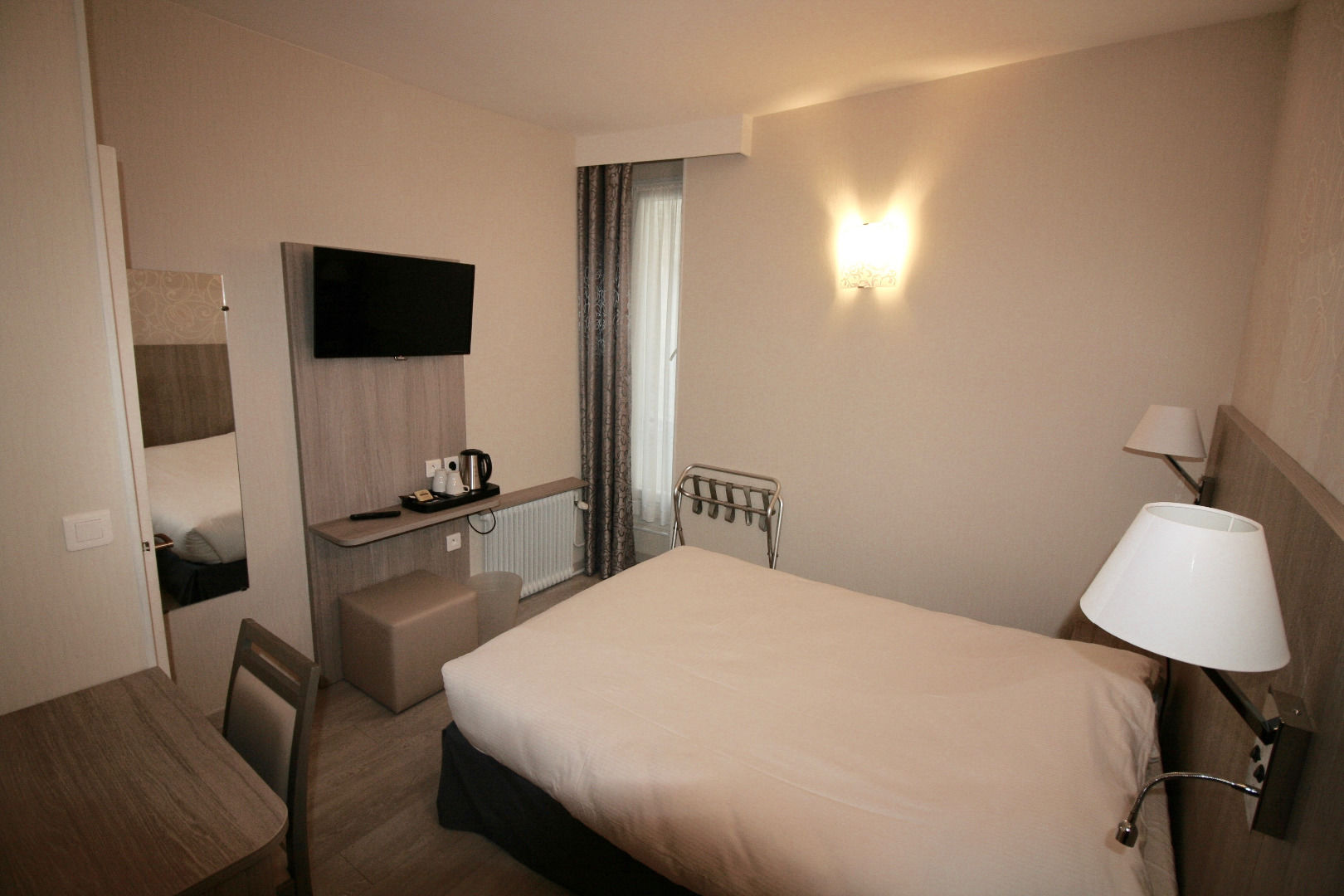 L'Ouest Hotel Paris Phòng bức ảnh